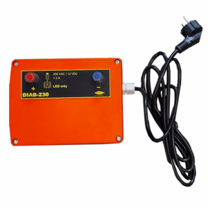 boitier-special-feux-tricolores-pour-fonctionner-avec-une-prise-220v