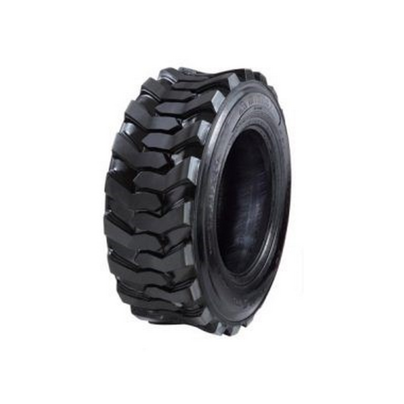 Pneus BOBCAT / Chargeur à pneus  10-16.5  16 / 16.5 Les pneus BOBCAT sont très résistant. Le pneu est conçu avec une bande de roulement directionnelle très profonde et des crampons incurvés qui offrent traction et durabilité.