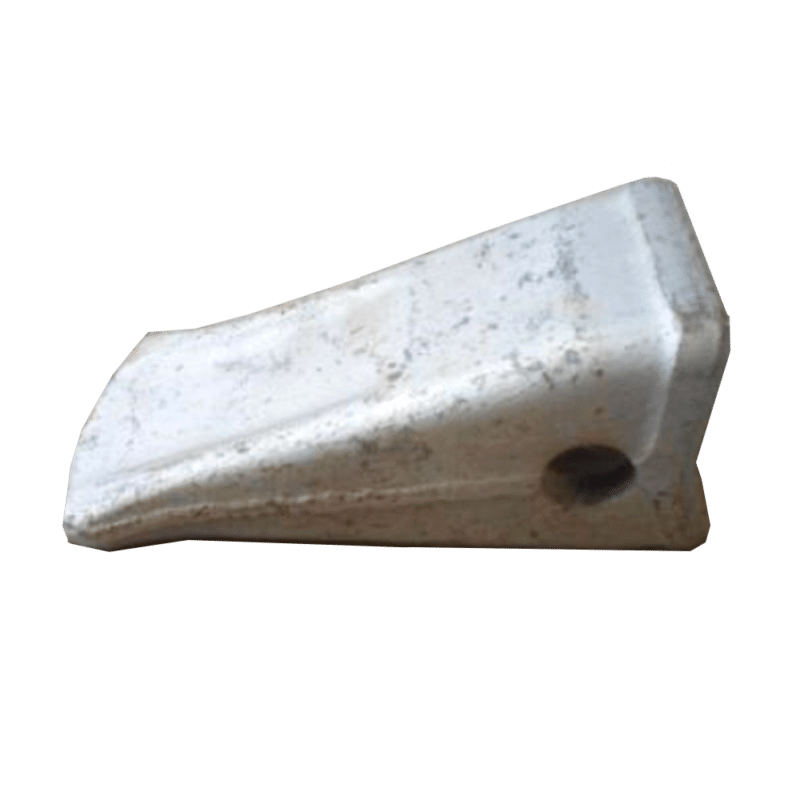 La dent de godet UNI 35-3C est un composant essentiel pour les godets des engins de chantier tels que les pelles et les chargeuses. Cette dent de godet est conçue pour offrir une résistance et une durabilité maximales lors de l'utilisation dans des conditions exigeantes.
