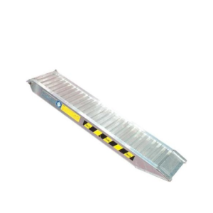 Rampe aluminium avec bords H 135/45BL 3365-4035 kg